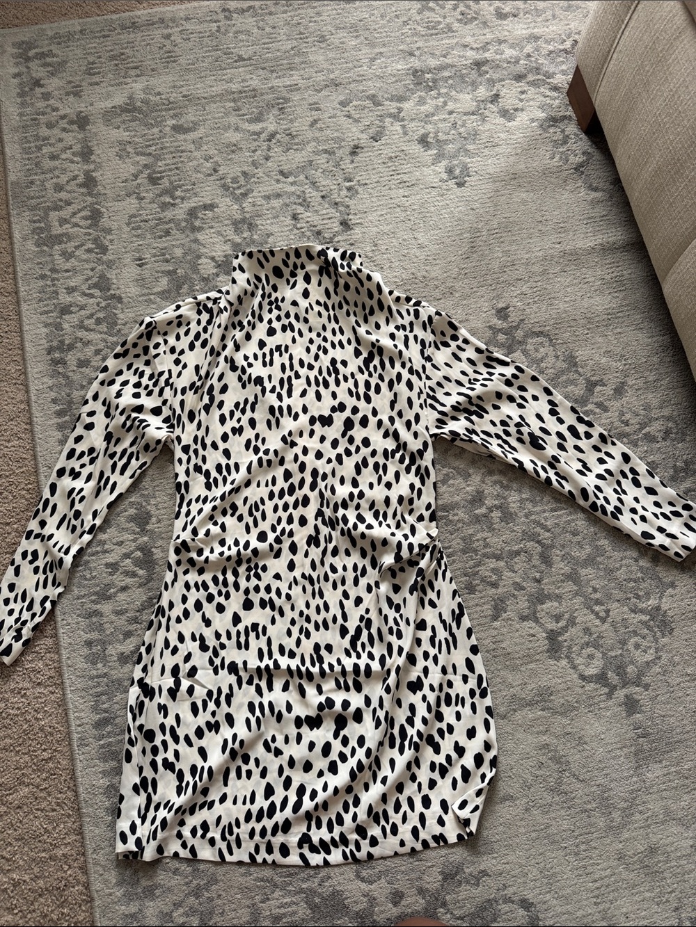 H&M Cream and Black Leopard Print Long-Sleeve Dress